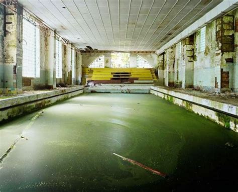 9 Scary Swimming Pools That Were Abandoned And Never Demolished
