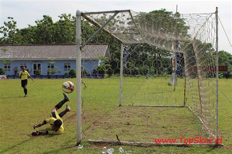 Kumpulan likee seses rapunzel | likee app indonesia viral !! Penyelamatan kiper ASIOP, Sabda Yoga, untuk mengakhiri adu penalti.