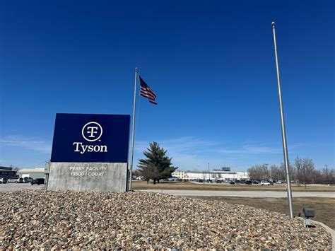 Tyson To Close Perry Pork Plant In June Iowa Capital Dispatch