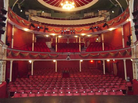 Royal Hippodrome Theatre Eastbourne East Sussex Bn21 Things To Do