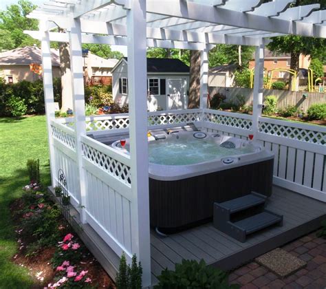 The spa company has a few massage seat styles dedicated to targeting specific issues. How to Choose the Outdoor Jacuzzi - TheyDesign.net ...