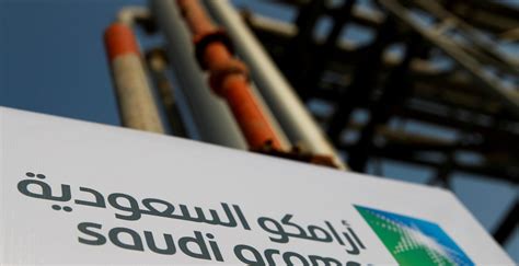 آرامكو هي شركة سعودية رائدة على المستوى العالمي في مجال إنتاج الطاقة و الكيميائيات ، و يصل قيمة اقتصاد أرامكو السعودية ما بين 1.25 تريليون دولار إلى 7 تريليون دولار. أرامكو تكشف عن تخفيض أسعار البنزين الجديدة لشهر أكتوبر 2020 - سعودية نيوز