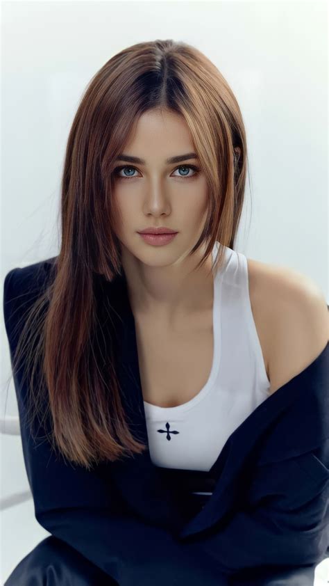 Simply Amazing Beautiful Eyes, Gorgeous Women, Actress Eva Green