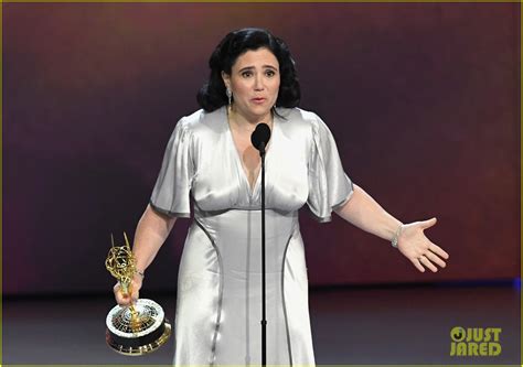 Alex Borstein Wins Best Supporting Actress In A Comedy Series At Emmy Awards 2018 Photo