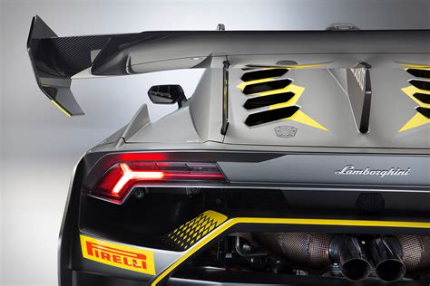 Lamborghini Huracán Super Trofeo EVO Uncrate