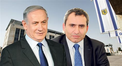 כיהן כחבר הכנסת מטעם מפלגת הליכוד, כשר העלייה והקליטה, שר להגנת הסביבה, שר ירושלים ומורשת, שר ההשכלה הגבוהה והמשלימה ושר משאבי המים, יור סיעת הליכוד, יור ועדת הכנסת. נתניהו הכריז על תמיכתו בשר זאב אלקין במירוץ לראשות העיר ...