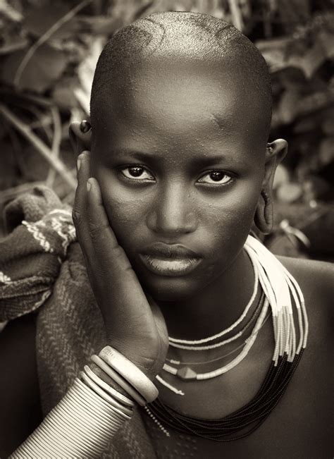 Suri Woman Ethiopia By Rod Waddington African People African Women
