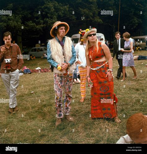 hippie 1960 clothing