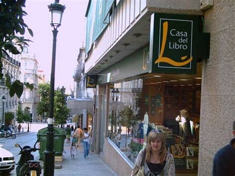 Librería Casa del Libro Velázquez Moreno, 27-Vigo