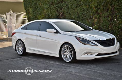 The 2012 hyundai sonata se 2.0t is the same great car, but with a lot more power and, with the aid of active eco mode and a light right foot, only slightly less efficiency. 2012 Hyundai Sonata 2.0 T sitting on 19" Niche Targa M 131 ...