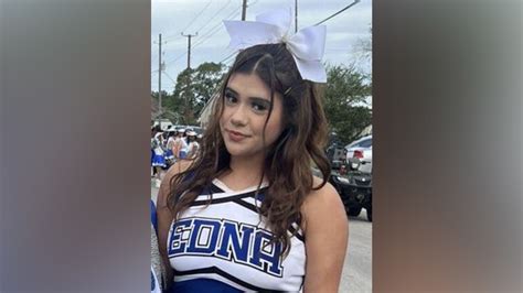 Cheerleaders Death In Texas Town Investigated As Capital Murder After Mom Says Body Was Found