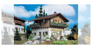 Ls models wurde 1992 aus der beobachtung der armut des belgischen modellmarktes geboren: Vollmer 43836 Gauge H0 Metzgerei Huber modellbahnshop ...