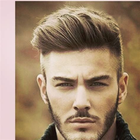 Topuz saç modellerini kullanan erkeklerin daha çok uzun sakal kullandığını görmekteyiz. yeni moda saç tasarımı amk - en iyi entryler - 1 - inci sözlük