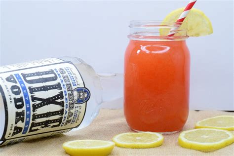 Featured in thousands of cocktail recipes that vary in character, ingredients, and style, there is a vodka cocktail for every drinker and occasion. strawberry-lemonade-vodka-cocktail-4 (With images ...