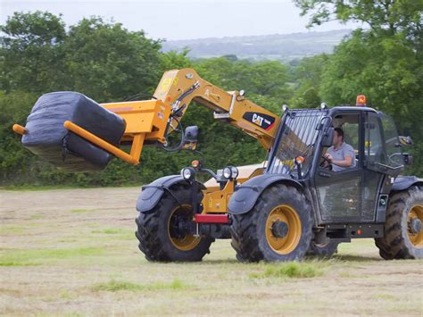 What Is A Telehandler Definition And Uses Bigrentz