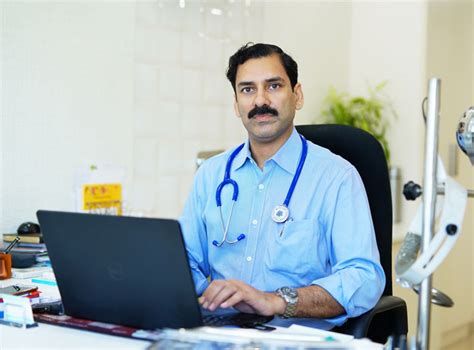 Dr Ashwin Garg Is An Ent Surgeon