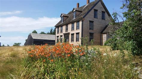 Architecture Farm Lawn Meadow House Image Free Photo