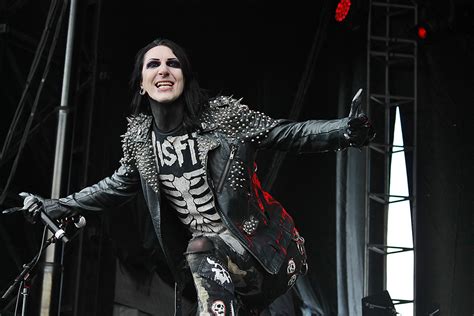 Motionless In White Singer Plays ‘would You Rather