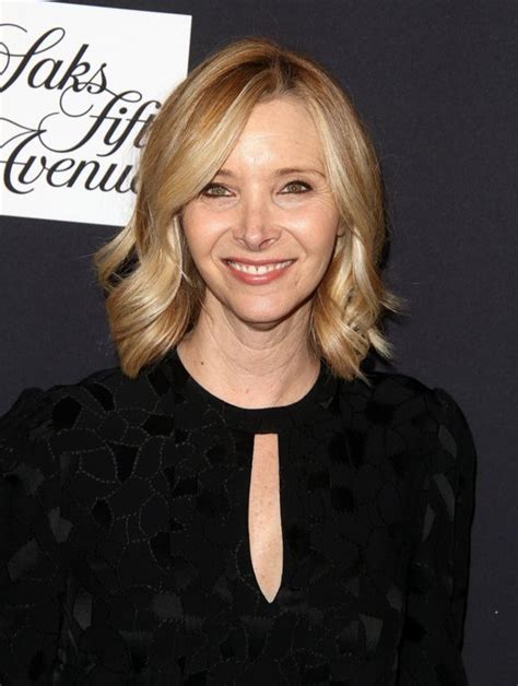 Lisa kudrow wants you to know that she's chill about her son going away to college. PHOTOS. Lisa Kudrow a 55 ans : retour sur son évolution ph ...