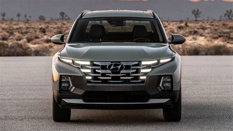 The 2022 Hyundai Santa Cruz Is Bringing The Compact Pickup Truck Back