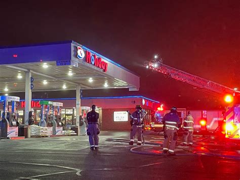 Rfd Responds To Fire At Holiday Gas Station Abc 6 News