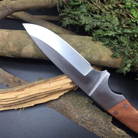 Tonife Hkt4002 Northstar Fixed Blade Knife 3cr13 Blade Wood Handle
