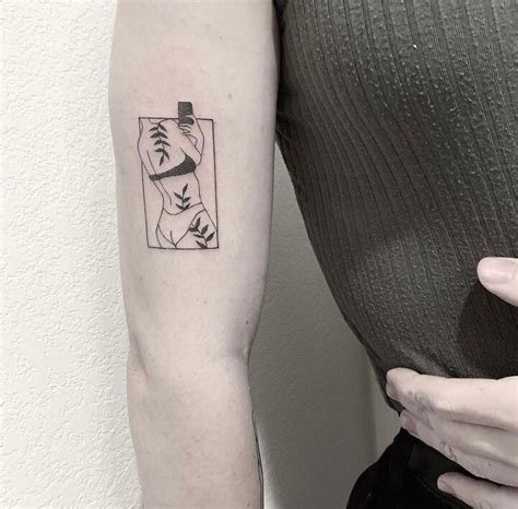 39 Creative Minimalist Aesthetic Tattoo Ideas