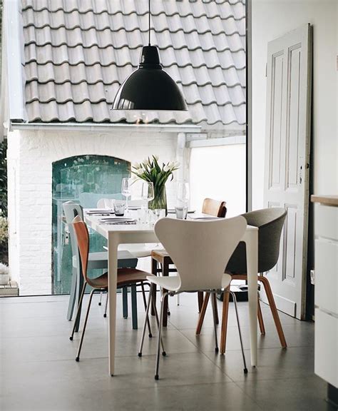Maybe you would like to learn more about one of these? Tisch gedeckt fürs Abendessen mit Freunden - als Club der ...