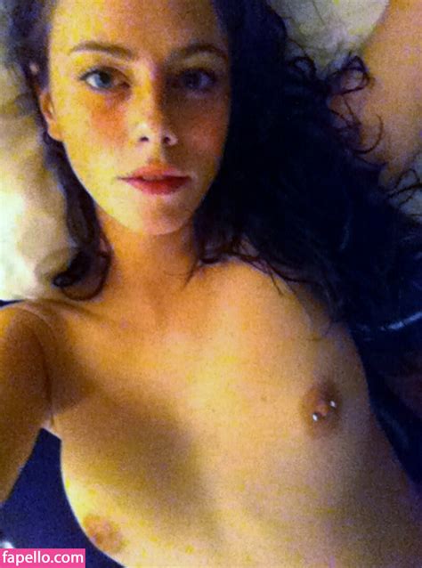 Kaya Scodelario Kayascods Nude Leaked Photo Fapello