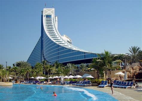 Best Hotels For You: Jumeirah Beach Hotel Dubai