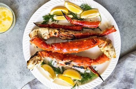 Steamed King Crab Legs With Garlic Butter And Lemon Doctor Bob Posner