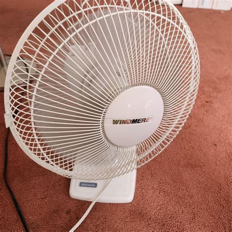 Windmere 12 Inch Oscillating Fan 3 Speed Working