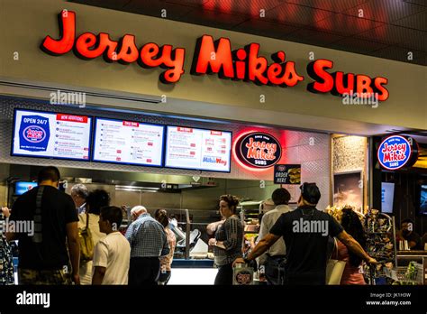 Jersey Mikes Subs Restaurant Hi Res Stock Photography And Images Alamy