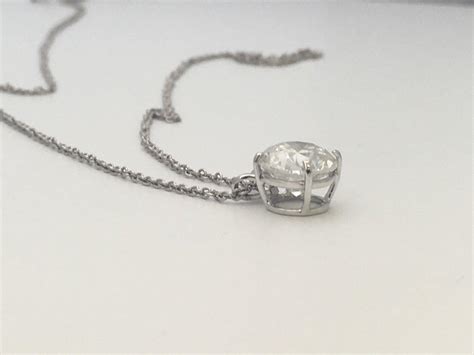 Diamond Solitaire Pendant Necklace 1 Carat Round Cut D Si1 14k White