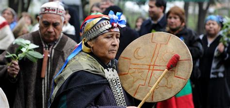 Frequently, we tripantu (mapudungun tr: We Tripantu: ¿Qué significa la llegada del año nuevo mapuche?