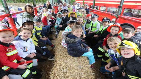Meopham Marks May Day With Parade