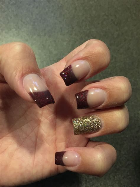 Acrylic nails burgundy and gold by Shelly | Gold nails wedding, Nail