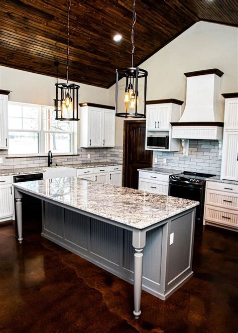 Floor plans for a 4 bedroom 2 bath house. 2 Bedroom Barndominium Floor Plans#barndominium #bedroom # ...