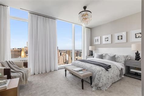 Live In The Lap Of Luxury In These Expansive New York Apartments