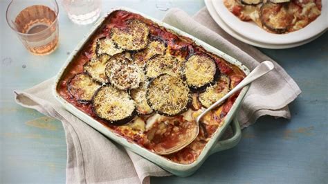 I've been on a bit of a baking slump at the moment, like a huge one. Aubergine lasagne recipe - BBC Food