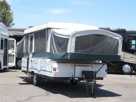 Coleman Camping Trailers 2002 Niagra Elite Pop Up Tent Trailer