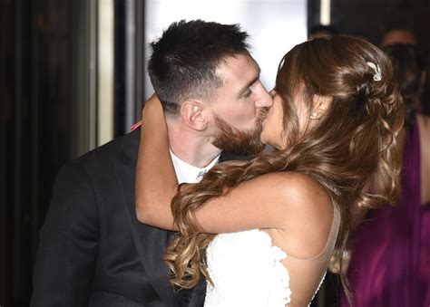 Roccuzzo was first mentioned in the media when she and messi publicly announced their relationship in 2008. Lionel Messi and Wife Antonella Roccuzzo - Wedding ...