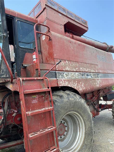 1987 Case Ih 1660 Combines Class 5 For Sale Tractor Zoom