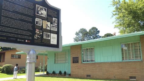 medgar evers s mississippi home is a national monument mental floss