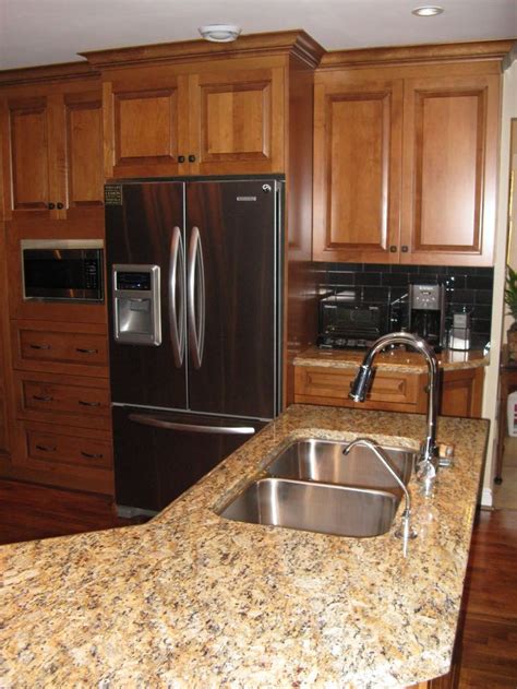 Learn basic steps for budgeting your project. Hampton Kitchen Cabinets medium maple | FIVE STAR PHOTO ...