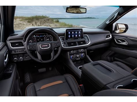 Descubrir 32 Imagen Yukon Denali Interior Thcshoanghoatham Vn