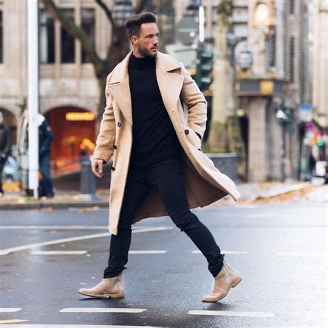 Slip into suede boots that look ultra stylish or don a suave look in a pair of. 40 Exclusive Chelsea Boot Ideas for Men - The Best Style ...