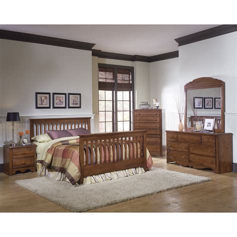 The discovery furniture youth bedroom carolina white daybed with trundle, mattress free is available for order online or at one of our retail locations in the tulsa, oklahoma city, okc, amarillo. Carolina Furniture Works, Inc. Crossroads Panel ...