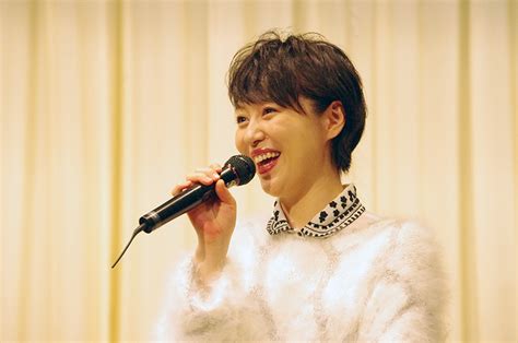 宇都宮まき(うつのみやまき)の出演番組情報。tv(テレビ) 映画 ドラマ アニメ 音楽 バラエティーなどの放送予定。芸能人、タレントのプロフィール・画像・写真・動画・ . 宇都宮まき「汗かきすぎて携帯水没」 | ニュース | Lmaga.jp