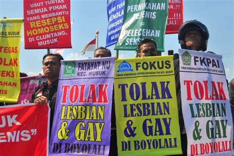 Persekutuan Gereja Indonesia Lgbt Itu Penyakit Republika Online